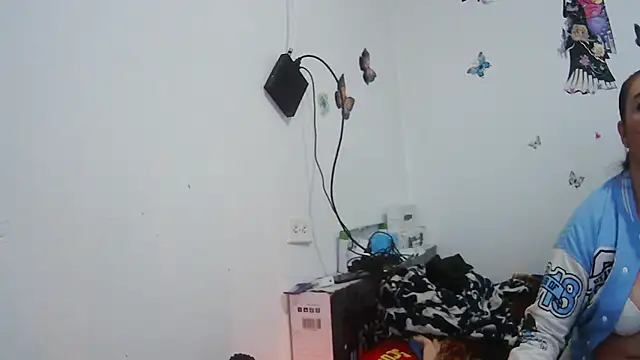 AddyStuart  online show from September 24, 11:21 pm