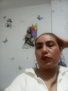 AddyStuart  online show from November 18, 3:54 am