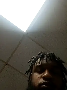 Snapshot of Longthickdick33 chatting on November 2, 4:45 pm Longthickdick33 online show from November 2, 4:45 pm