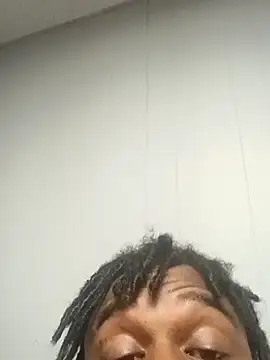 Snapshot of Longthickdick33 chatting on October 26, 2:23 am Longthickdick33 online show from October 26, 2:23 am