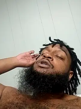 Snapshot of Longthickdick33 chatting on November 3, 2:42 pm Longthickdick33 online show from November 3, 2:42 pm