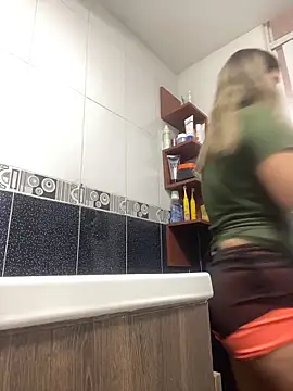 Abby-LS online show from December 18, 2:10 pm