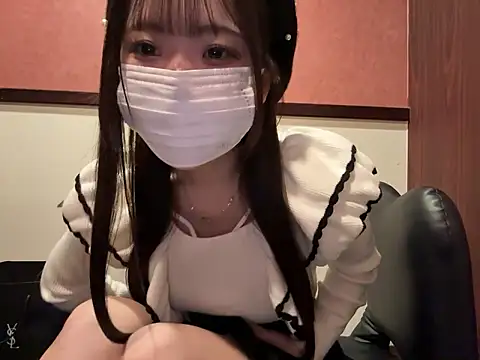 Snapshot of nano-da-u chatting on October 18, 2:52 pm nano-da-u online show from October 18, 2:52 pm