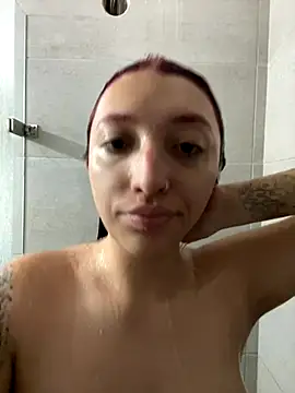 Paulina-Wells online show from November 3, 9:07 pm