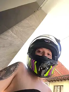 Paulina-Wells online show from November 2, 8:14 pm