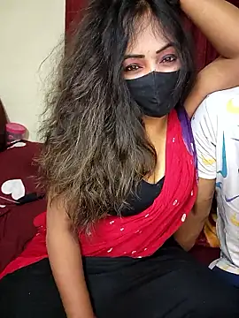 Snapshot of Hotbhabi305 chatting on January 14, 6:00 pm Hotbhabi305 online show from January 14, 6:00 pm