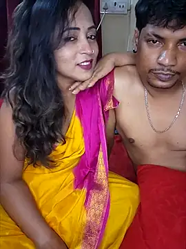 Hotbhabi305 online show from September 12, 6:29 pm