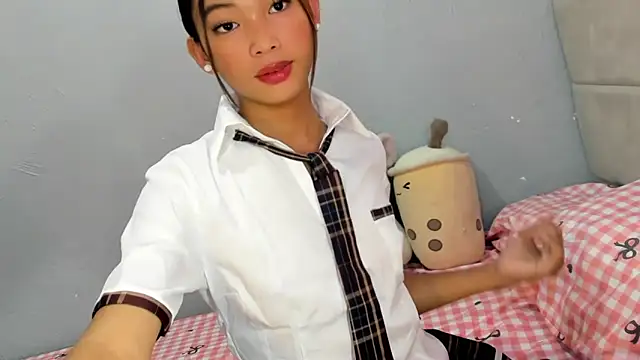 Snapshot of Anne_the_virgin chatting on October 31, 2:52 am Anne the virgin online show from October 31, 2:52 am