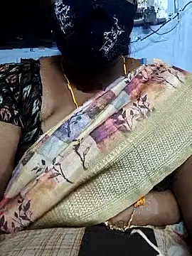 Snapshot of TAMIL_ELAKKIYA chatting on September 13, 5:13 pm TAMIL ELAKKIYA online show from September 13, 5:13 pm