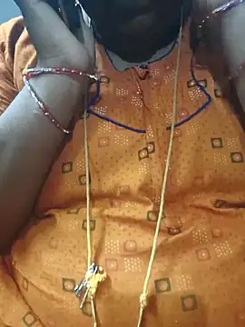 Snapshot of TAMIL_ELAKKIYA chatting on November 24, 8:36 am TAMIL ELAKKIYA online show from November 24, 8:36 am