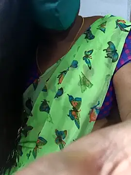 Snapshot of TAMIL_ELAKKIYA chatting on November 9, 4:05 am TAMIL ELAKKIYA online show from November 9, 4:05 am