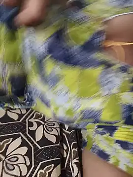 Snapshot of TAMIL_ELAKKIYA chatting on September 29, 7:48 am TAMIL ELAKKIYA online show from September 29, 7:48 am