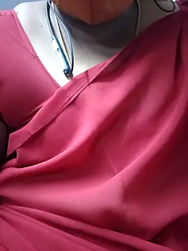 Snapshot of TAMIL_ELAKKIYA chatting on January 9, 5:31 pm TAMIL ELAKKIYA online show from January 9, 5:31 pm