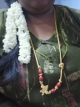 Snapshot of TAMIL_ELAKKIYA chatting on July 14, 5:08 pm TAMIL ELAKKIYA online show from July 14, 5:08 pm