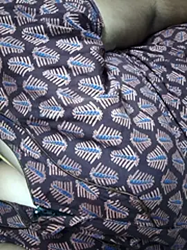 Snapshot of TAMIL_ELAKKIYA chatting on November 23, 10:36 am TAMIL ELAKKIYA online show from November 23, 10:36 am