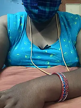 Snapshot of TAMIL_ELAKKIYA chatting on October 5, 3:03 pm TAMIL ELAKKIYA online show from October 5, 3:03 pm