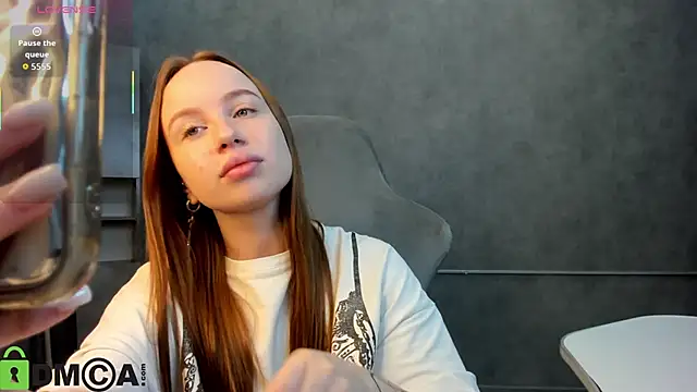 Bunny Luvv online show from October 4, 3:52 am