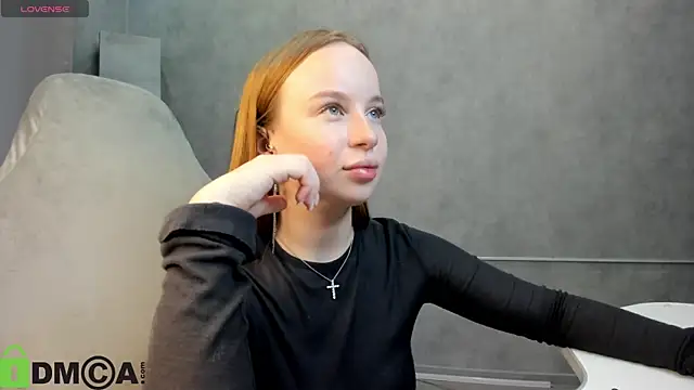Bunny Luvv online show from October 3, 9:33 am