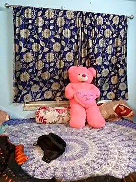 Cute-lusi online show from September 18, 7:28 pm