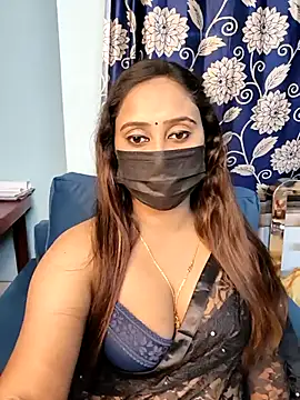 Snapshot of Cute-lusi chatting on March 12, 7:18 pm Cute-lusi online show from March 12, 7:18 pm