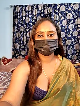 Snapshot of Cute-lusi chatting on March 6, 7:09 pm Cute-lusi online show from March 6, 7:09 pm