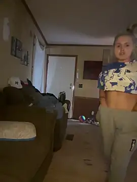 JuicyExxxperience online show from February 9, 2:26 pm