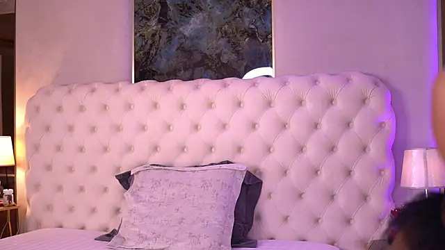 Snapshot of BellaNoirre chatting on June 12, 6:38 pm BellaNoirre online show from June 12, 6:38 pm