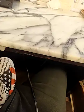 Snapshot of hotboy43339 chatting on February 1, 2:43 am hotboy43339 online show from February 1, 2:43 am