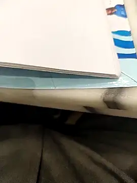 hotboy43339 online show from February 3, 5:38 am