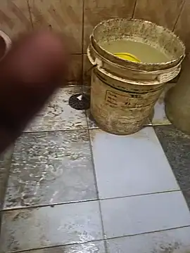 hotboy43339 online show from January 10, 9:59 am