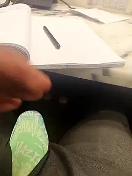 hotboy43339 online show from January 14, 9:02 am