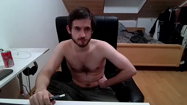 Snapshot of Bez3ybik chatting on December 18, 9:51 pm Bez3ybik online show from December 18, 9:51 pm