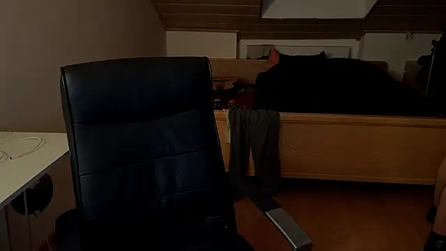 Snapshot of Bez3ybik chatting on February 25, 11:26 pm Bez3ybik online show from February 25, 11:26 pm