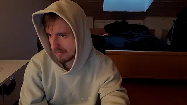 Snapshot of Bez3ybik chatting on February 21, 2:52 pm Bez3ybik online show from February 21, 2:52 pm