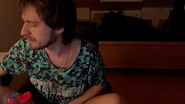 Snapshot of Bez3ybik chatting on February 24, 11:38 pm Bez3ybik online show from February 24, 11:38 pm