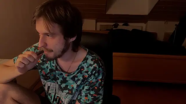 Snapshot of Bez3ybik chatting on February 23, 10:43 pm Bez3ybik online show from February 23, 10:43 pm