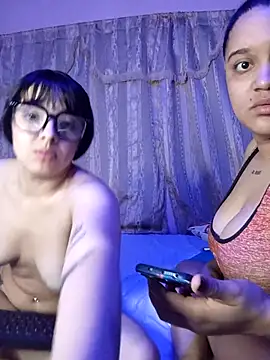 Snapshot of Sweet_Dirty_Baby chatting on October 3, 4:03 am Sweet Dirty Baby online show from October 3, 4:03 am