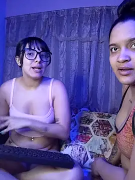 Snapshot of Sweet_Dirty_Baby chatting on October 6, 2:02 am Sweet Dirty Baby online show from October 6, 2:02 am