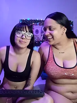 Snapshot of Sweet_Dirty_Baby chatting on October 18, 1:29 am Sweet Dirty Baby online show from October 18, 1:29 am