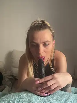 BrumeLove online show from March 3, 9:16 am