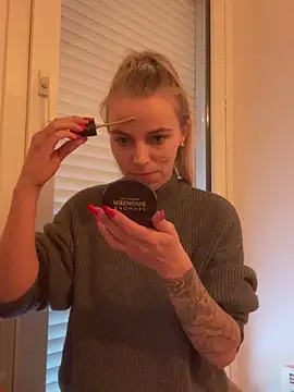 BrumeLove online show from April 16, 8:37 am