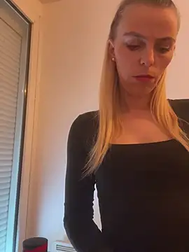 BrumeLove online show from April 15, 10:32 am