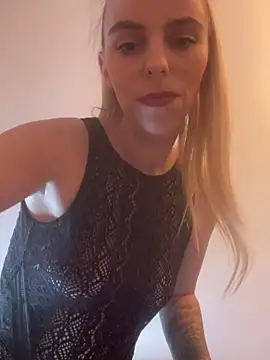 BrumeLove online show from April 8, 9:33 am