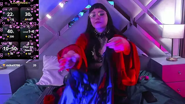 Ravenna666  online show from December 21, 2:08 pm