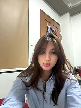 Snapshot of LanySylvia chatting on October 20, 3:01 pm LanySylvia online show from October 20, 3:01 pm