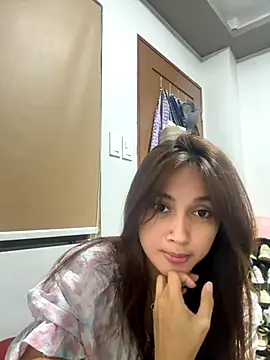 Snapshot of LanySylvia chatting on September 24, 2:34 pm LanySylvia online show from September 24, 2:34 pm