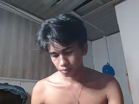 charlie0728 online show from September 18, 3:37 pm