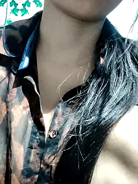 pihu099 online show from April 8, 6:09 pm