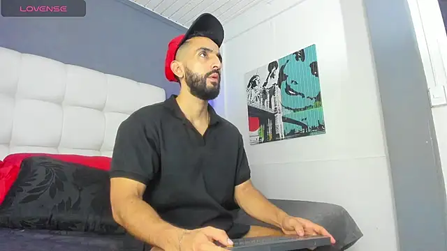 Yiyo10  online show from February 7, 4:31 am