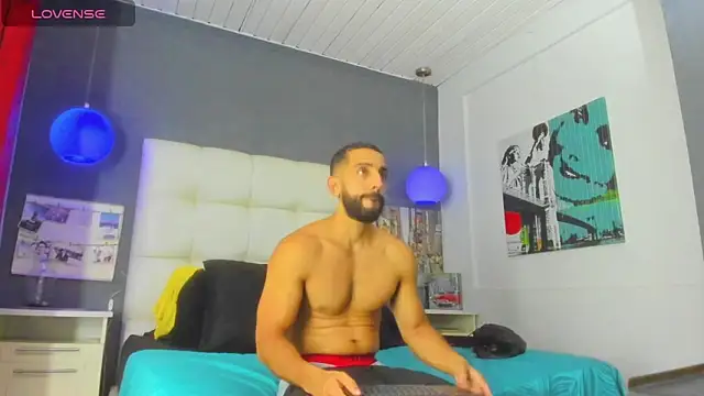 Yiyo10  online show from March 17, 8:56 pm